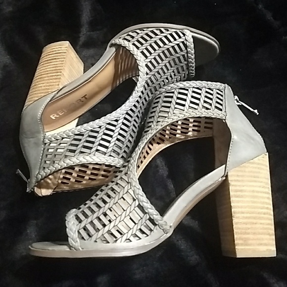 Report Stack Heels - Picture 4 of 7